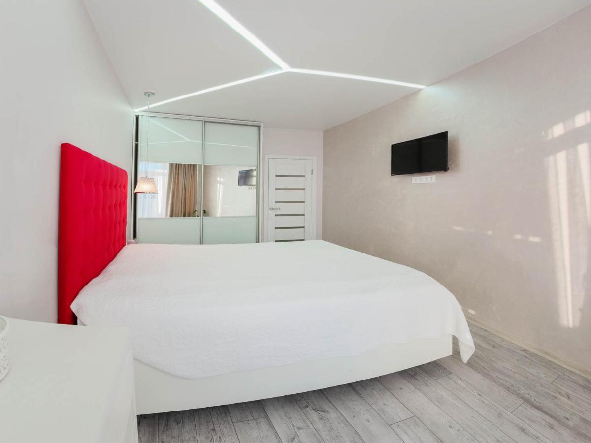 3-Room Apartments Avalon ลวีฟ ภายนอก รูปภาพ
